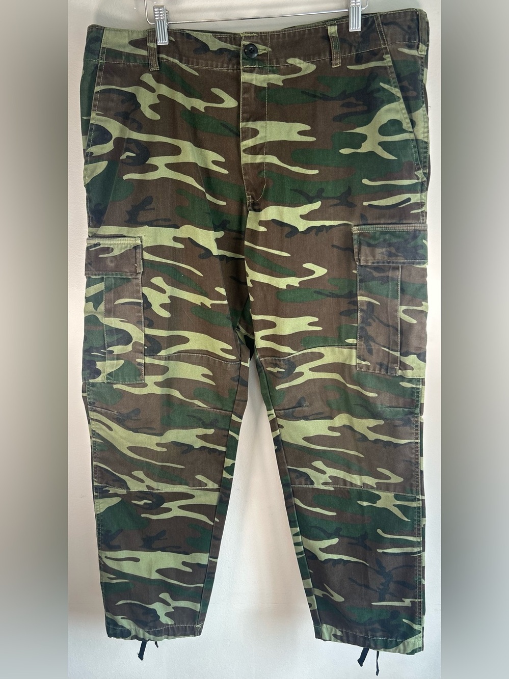 RedHead Men’s Pants Sz L Green Camo Cargo Zip Up Pockets Camouflage Hunting